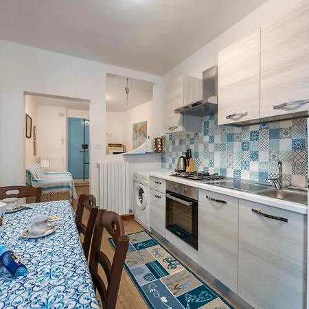 Il Nido Del Canterino بيرودجا