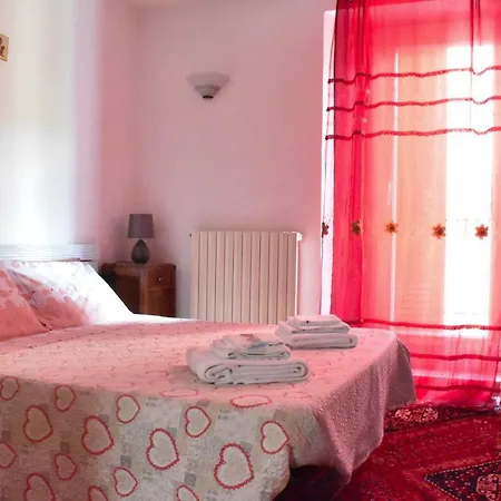 Il Nido Del Canterino بيرودجا